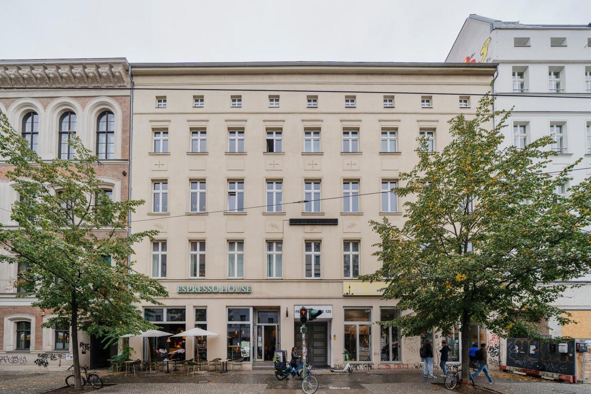 Homely - Chic Flat, View, Subway, Cafe, River